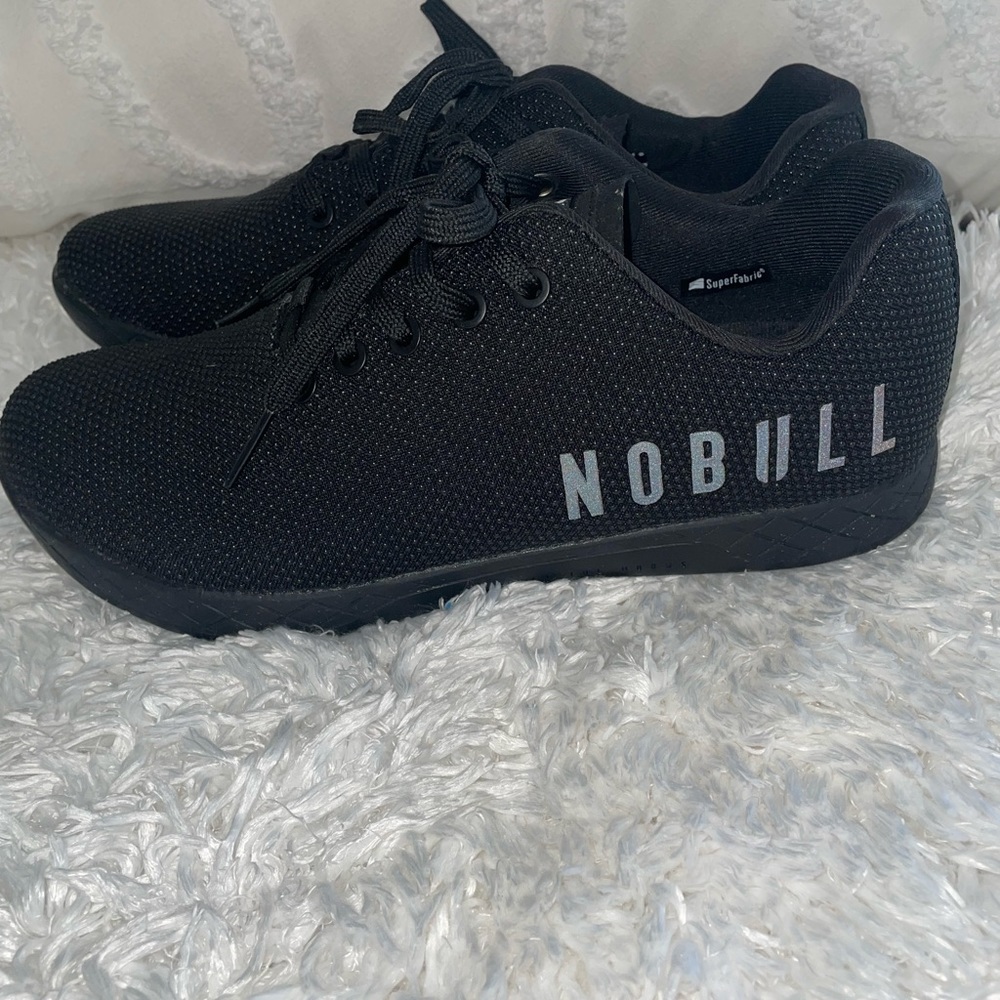 NOBULL Women Black CrossFit Trainer Athletic Shoe in GREAT condition.